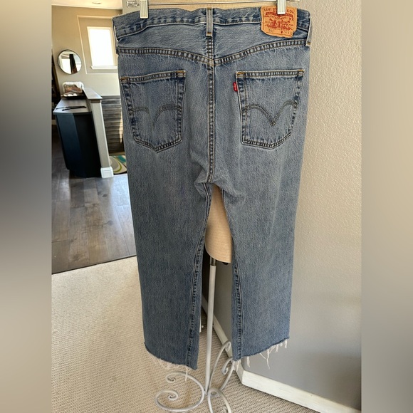 Levi's Classic 501 Jeans, size 34 - Picture 6 of 11